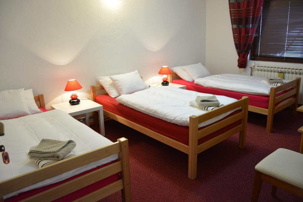 Hostel Denal Сараєво Номер фото