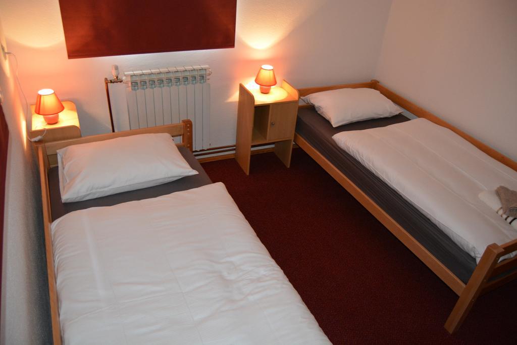 Hostel Denal Сараєво Номер фото