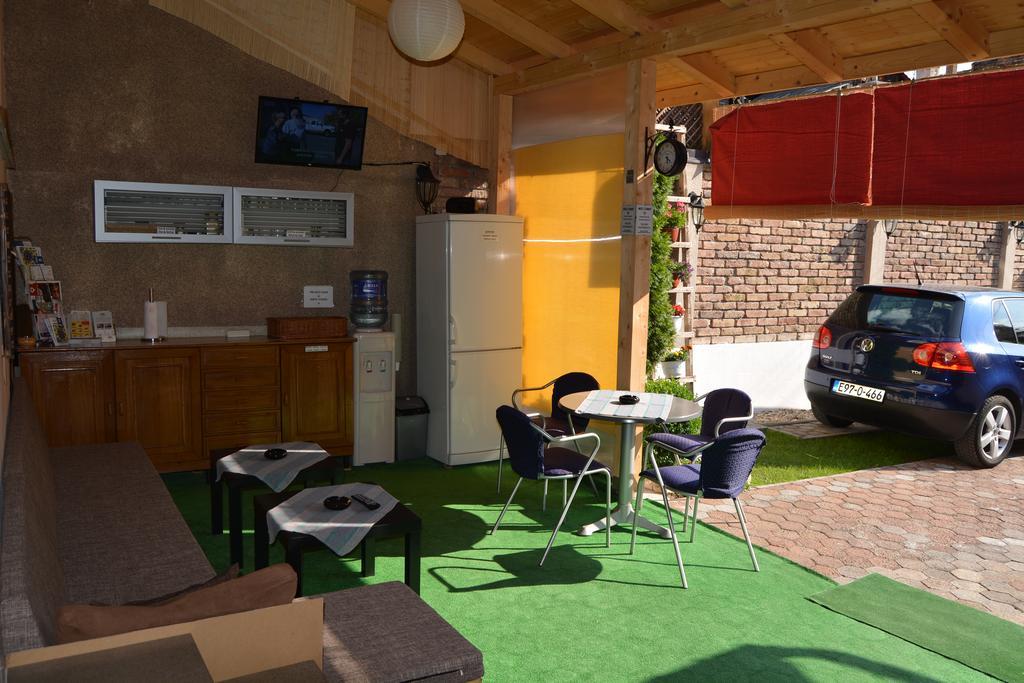 Hostel Denal Сараєво Екстер'єр фото