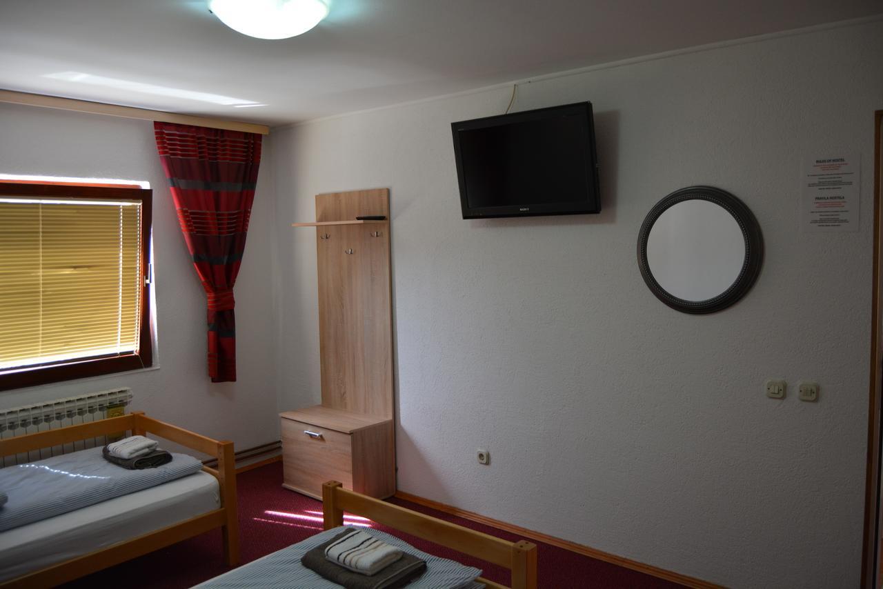 Hostel Denal Сараєво Екстер'єр фото